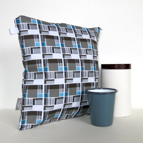 Totes, Wash Bags & Pouches